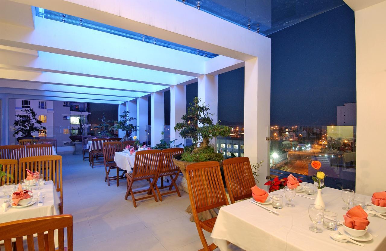 Blue Beach Hotel ดานัง ภายนอก รูปภาพ