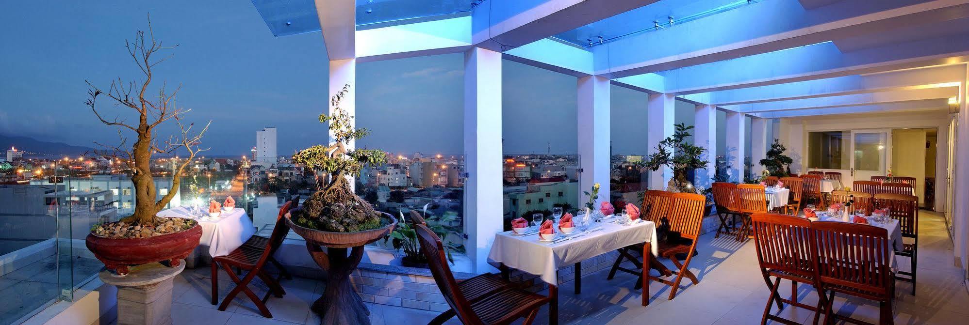 Blue Beach Hotel ดานัง ภายนอก รูปภาพ